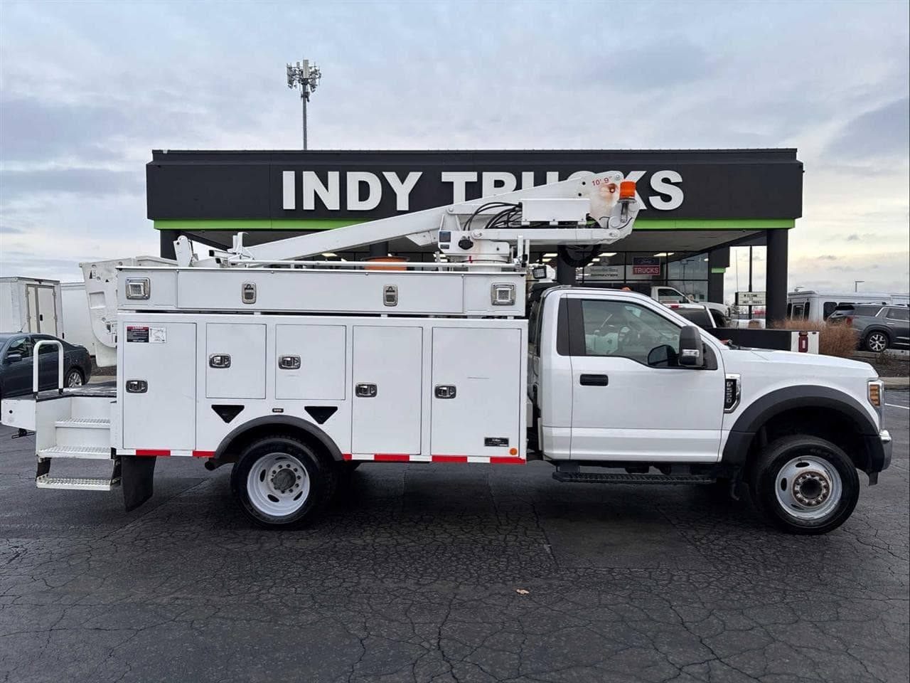 2019 Ford F-550 Super Duty - Crane