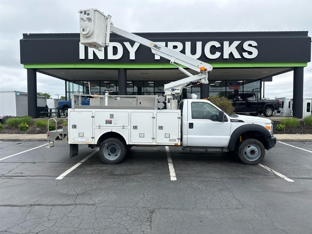 2013 Ford F-450 Super Duty - Crane