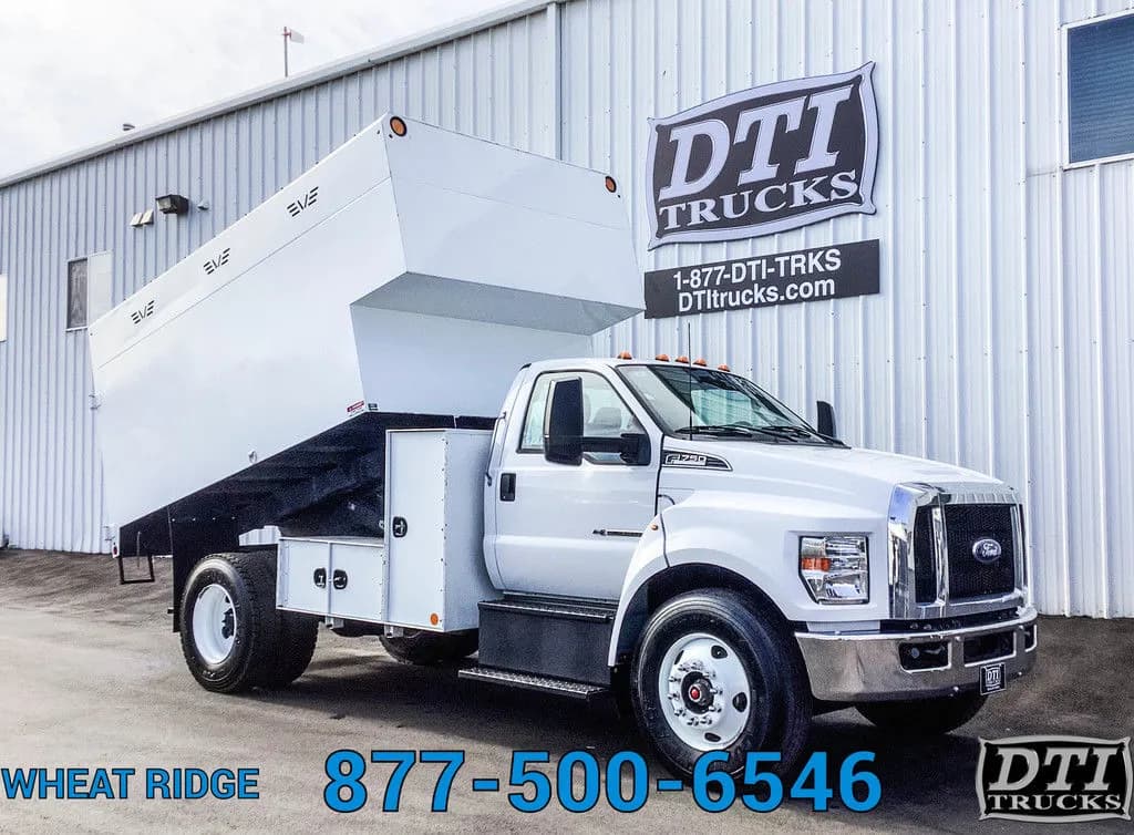 2023 Ford F-750 Super Duty - Pickup