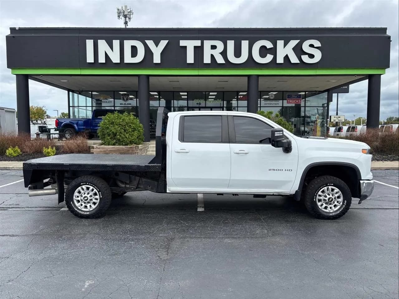 2024 Chevrolet Silverado 2500HD - Flatbed
