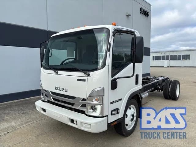 2026 Isuzu NPR - Pickup