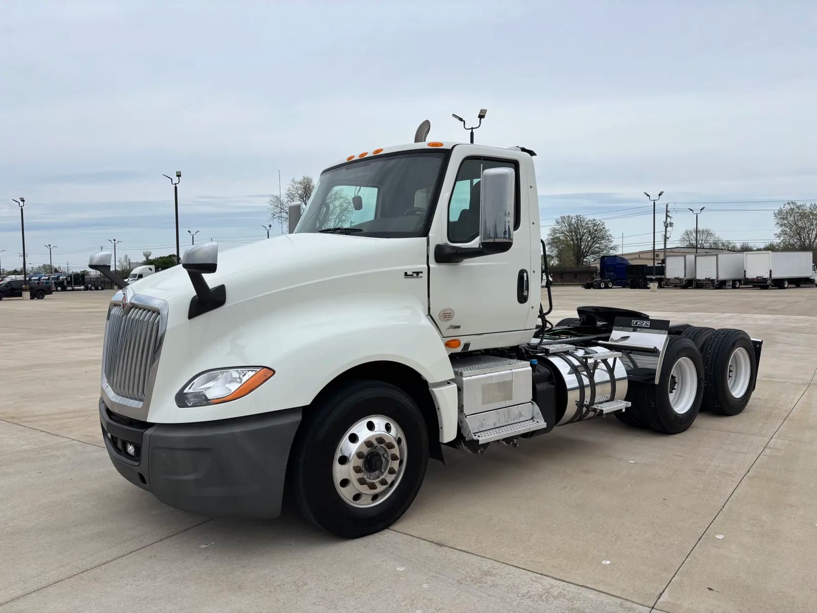 2020 International LT625 - Day Cab