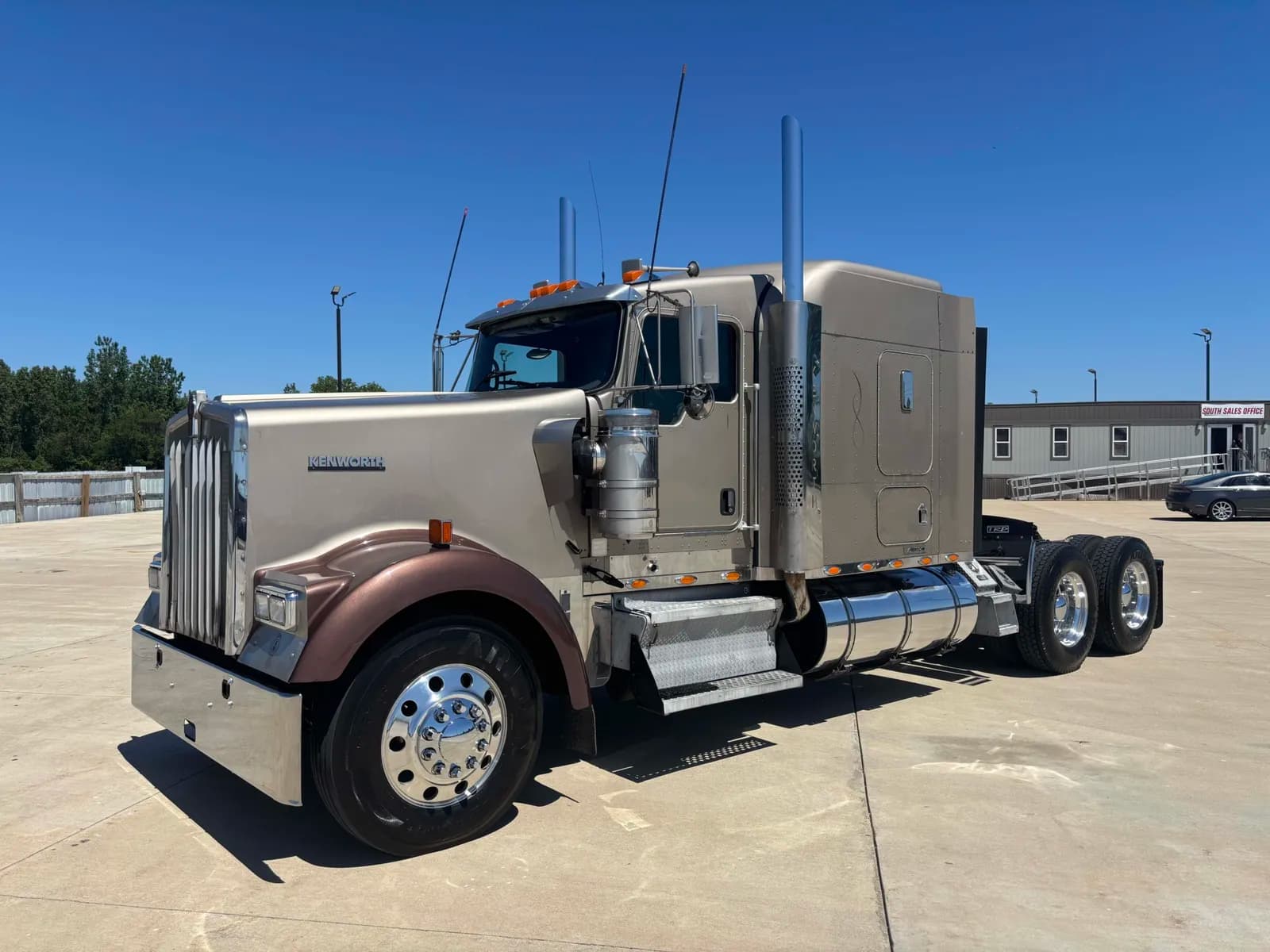 2007 Kenworth W900 - Sleeper