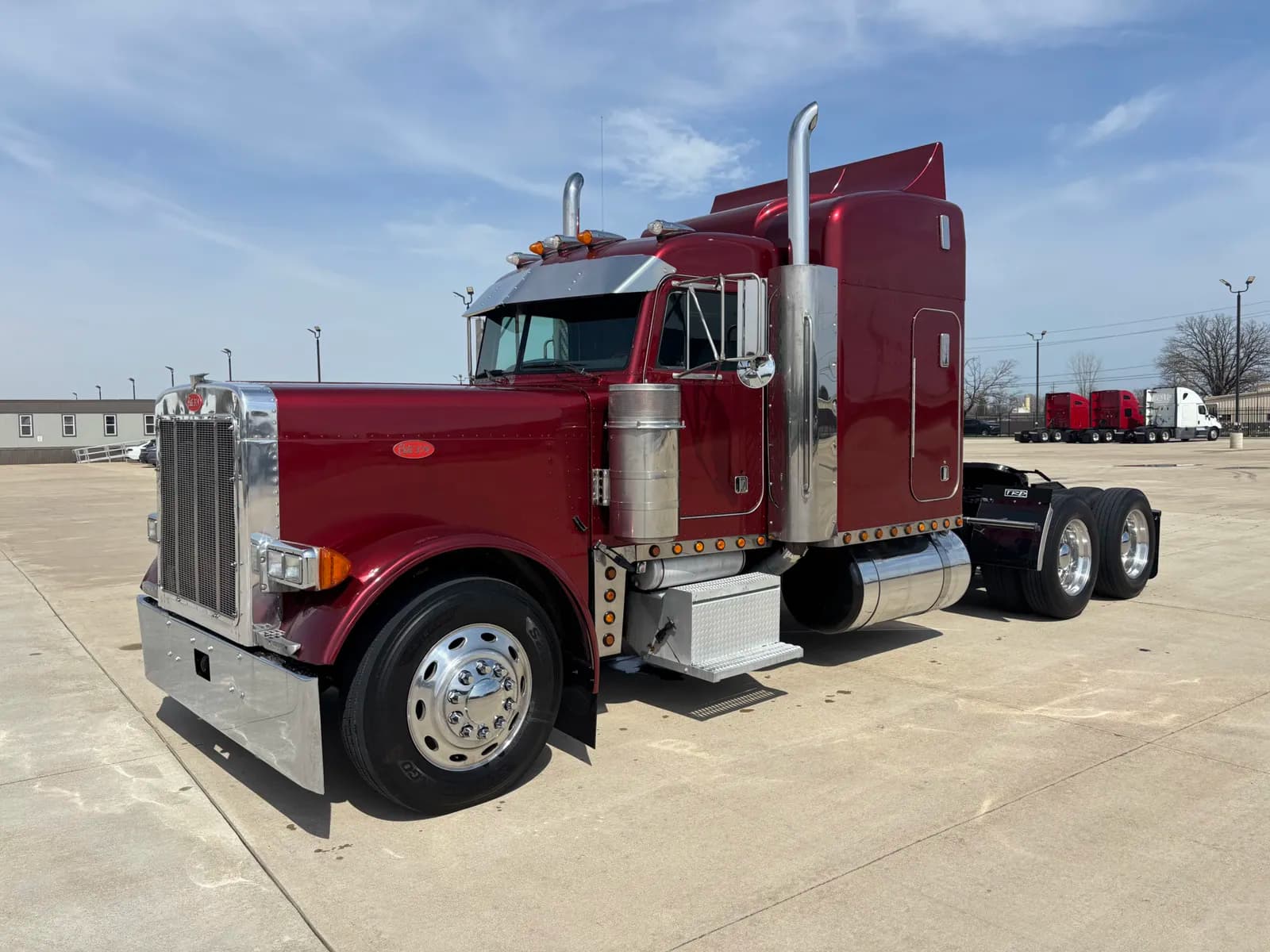 2000 Peterbilt 379 - Sleeper