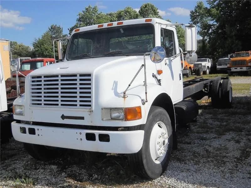1994 International 4900 - Chassis
