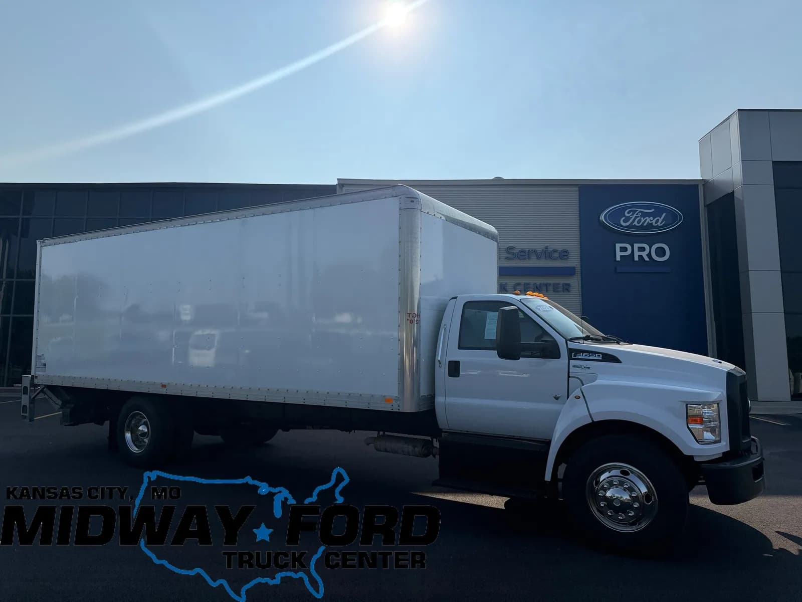 2022 Ford F-650 - Box