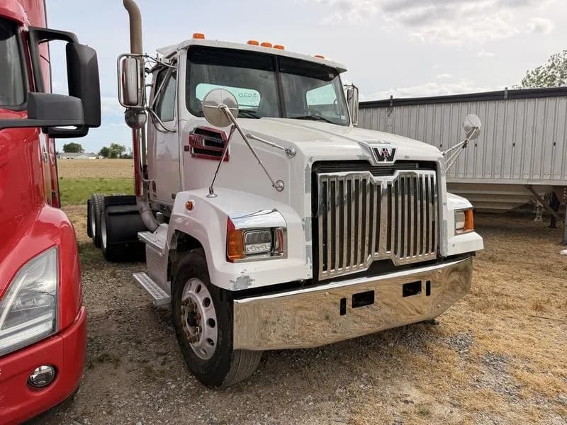 2020 Western Star 4700 SF