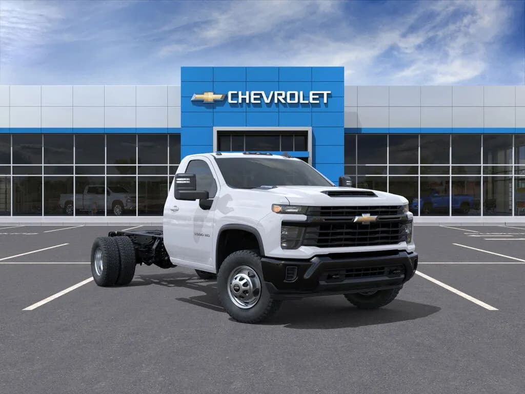 2026 Chevrolet Silverado 3500HD - Chassis