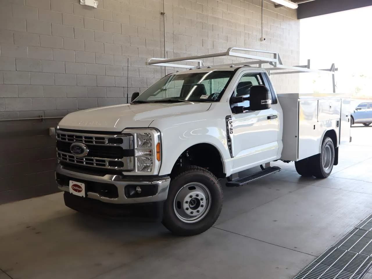 2025 Ford F-350 Super Duty - Service