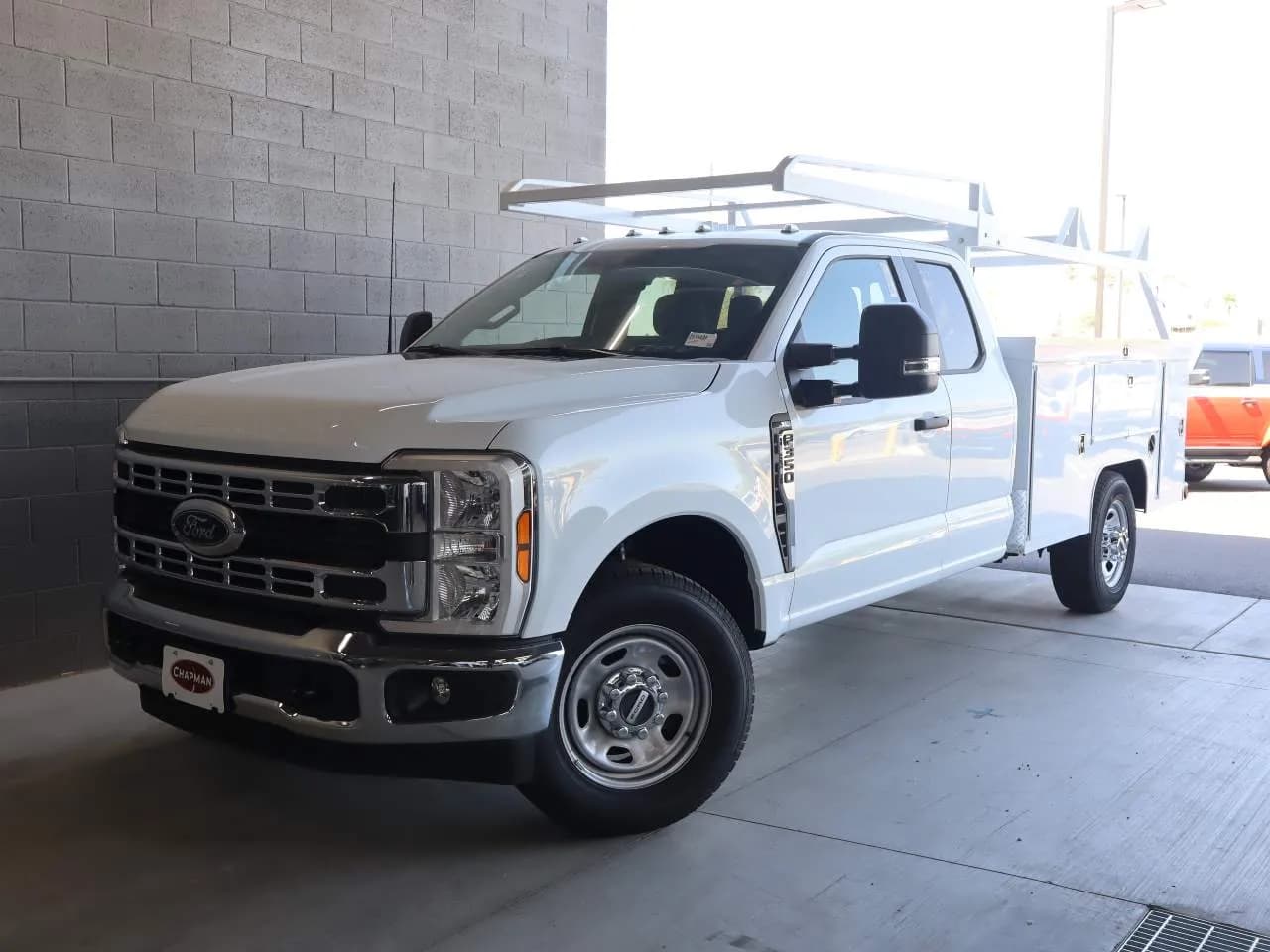 2025 Ford F-350 Super Duty - Service