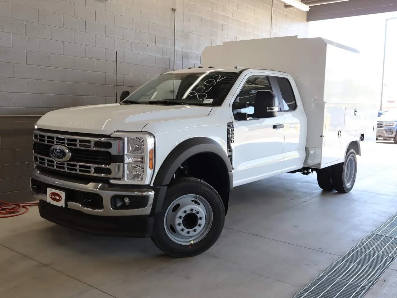 2025 Ford F-450 Super Duty Extended Cab - Service
