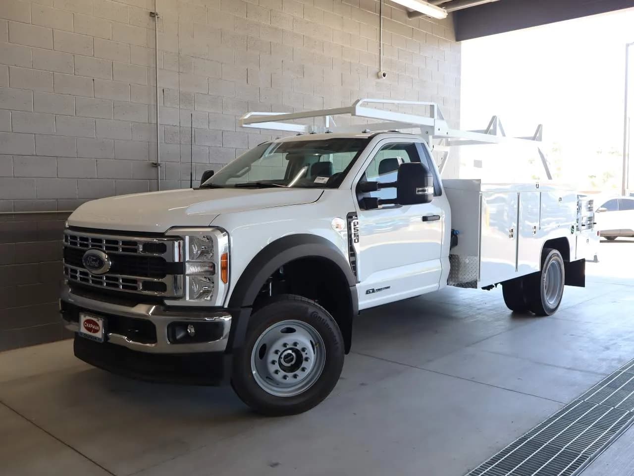 2025 Ford F-550 Super Duty - Service