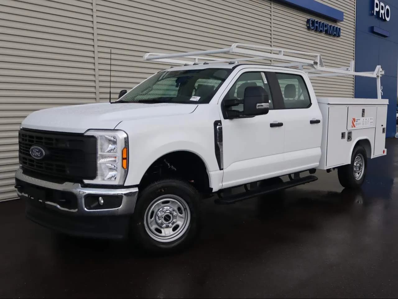 2026 Ford F-250 Super Duty Crew Cab - Service