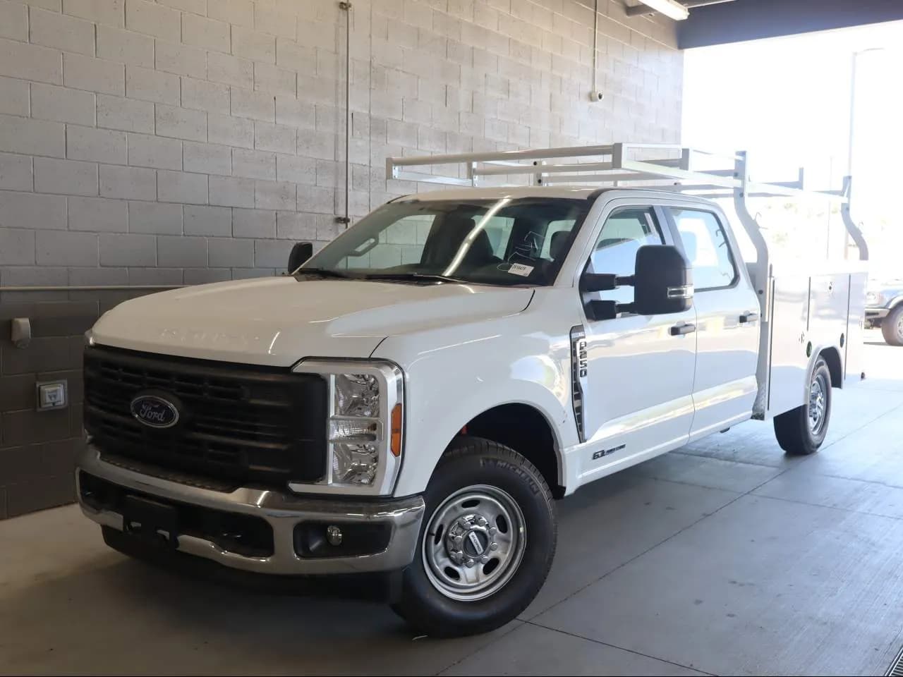 2026 Ford F-250 Super Duty Crew Cab - Service
