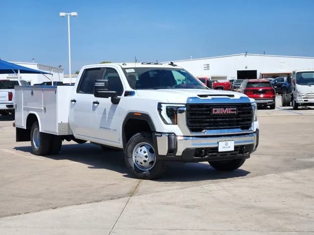 2026 GMC Sierra 3500 Crew Cab - Service