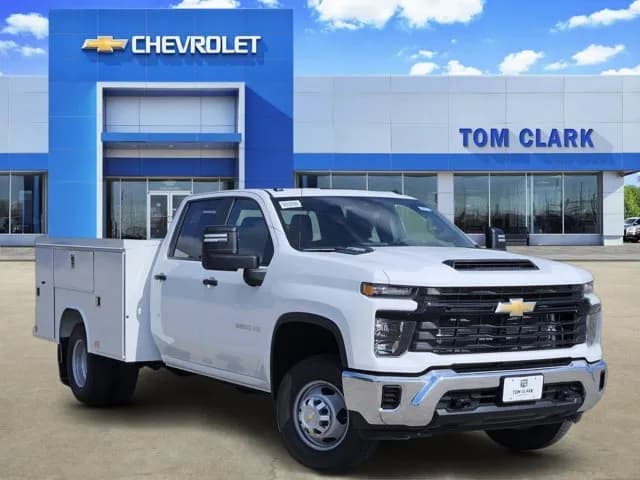 2026 Chevrolet Silverado 3500 Crew Cab - Service