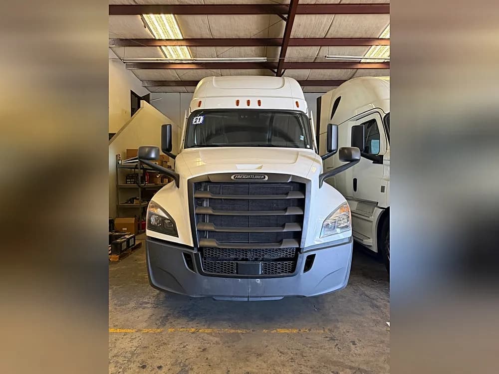 2021 Freightliner Cascadia