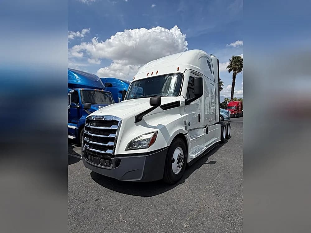 2022 Freightliner Cascadia