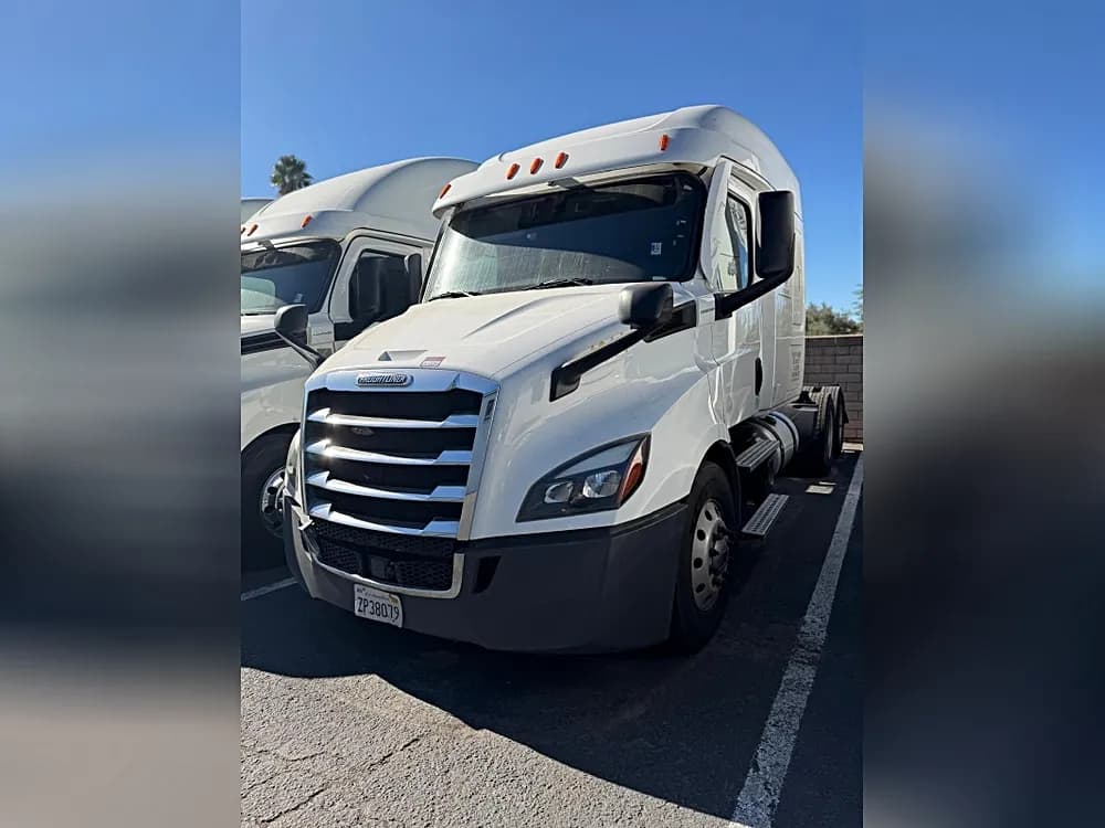 2021 Freightliner Cascadia