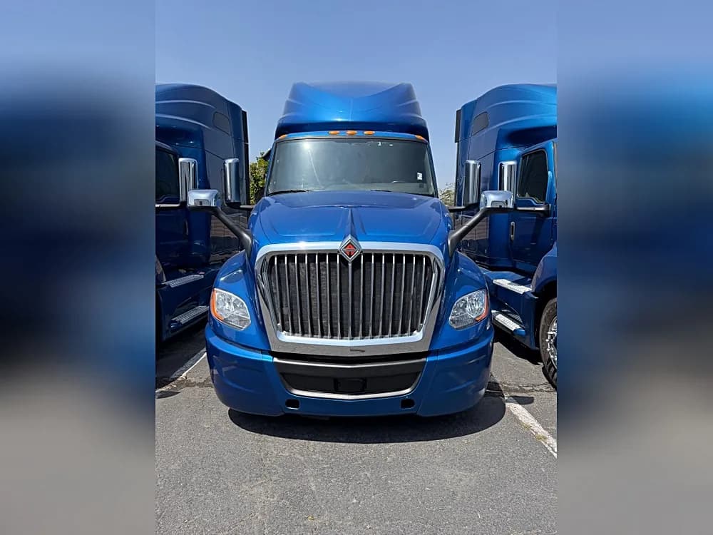 2021 International LT