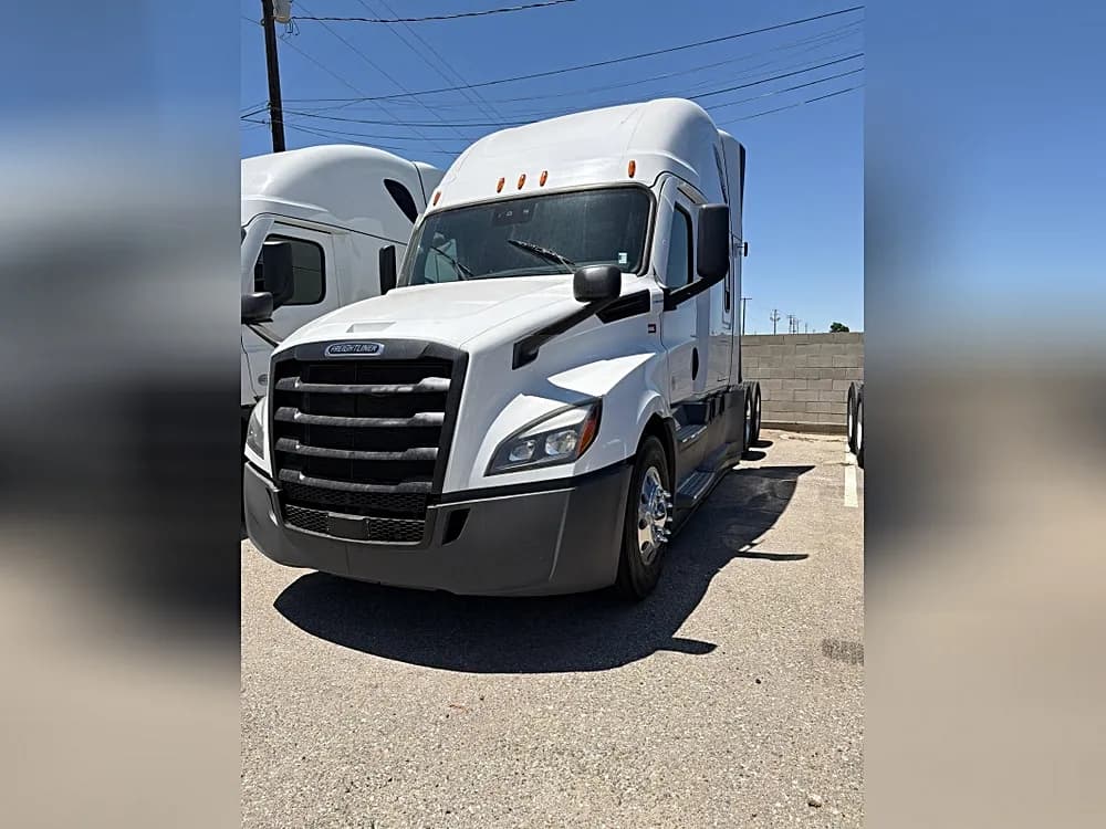 2021 Freightliner Cascadia