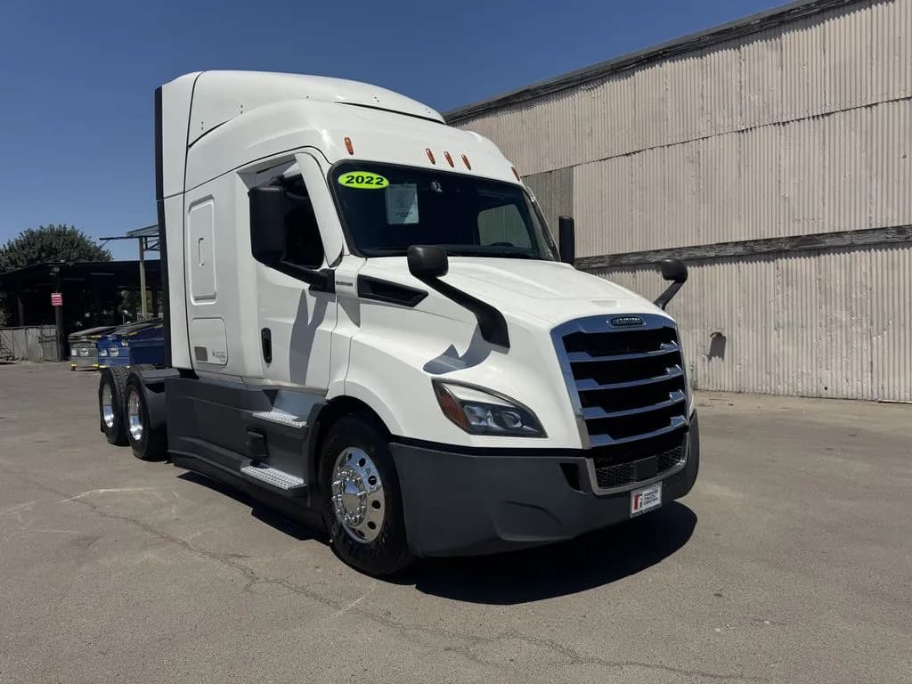 2022 Freightliner Cascadia