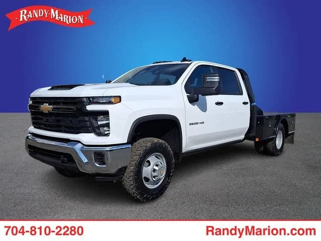 2026 Chevrolet Silverado 3500 Crew Cab - Flatbed