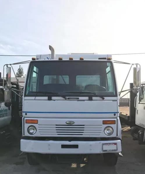 2004 Sterling SC8000