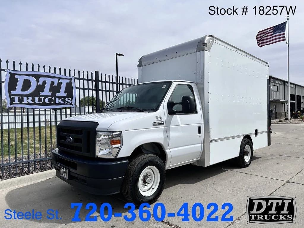 2023 Ford E350 12' - Box