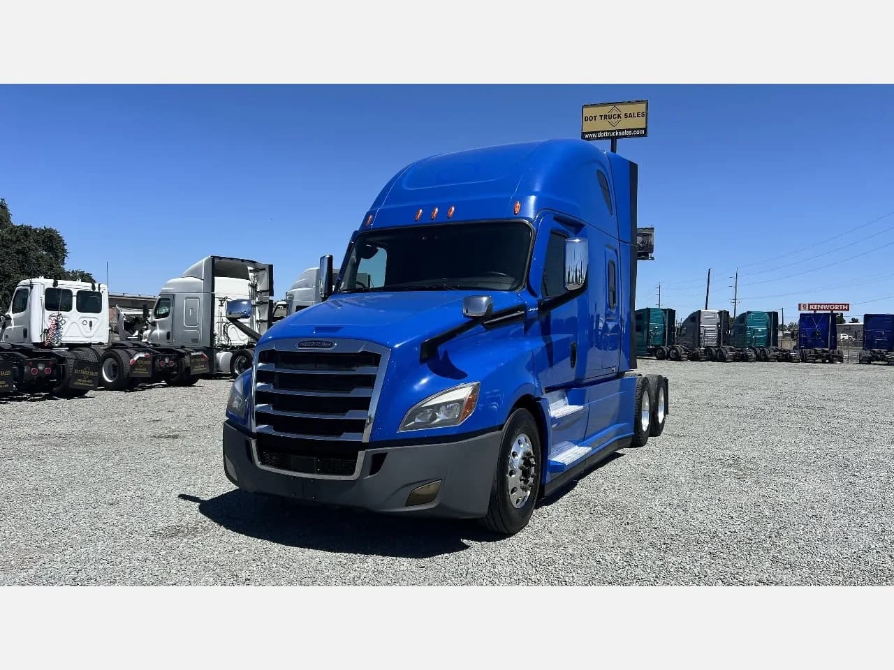 2020 Freightliner Cascadia - Sleeper
