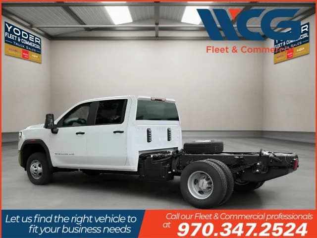 2026 GMC Sierra 3500 Crew Cab - Chassis