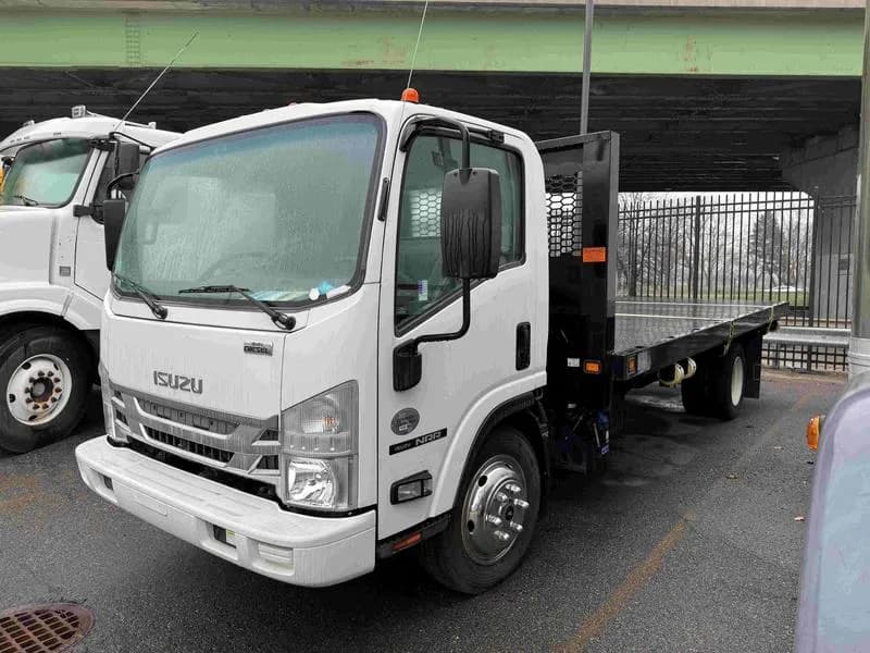 2021 Isuzu NRR