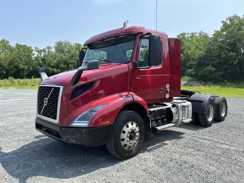 2019 Volvo VNR64T