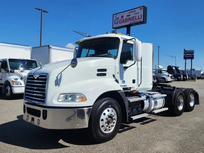 2016 Mack CXU613