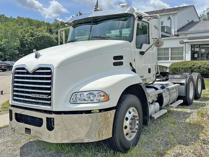 2016 Mack CXU613