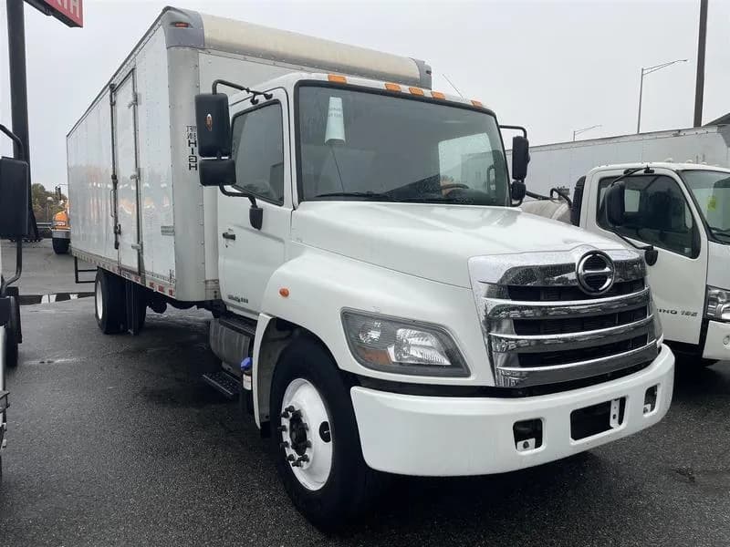2016 Hino 338