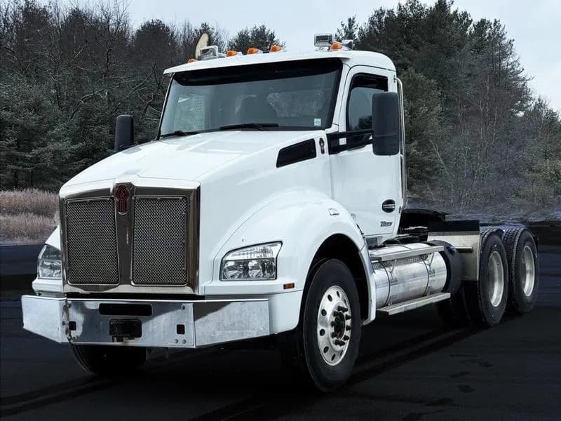 2022 Kenworth T880