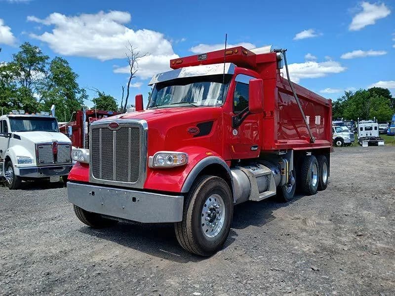 2021 Peterbilt 567
