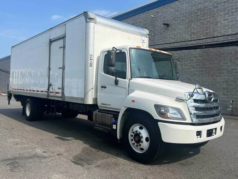2018 Hino 338