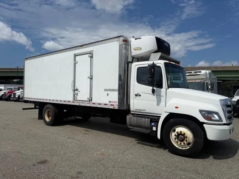 2016 Hino 268