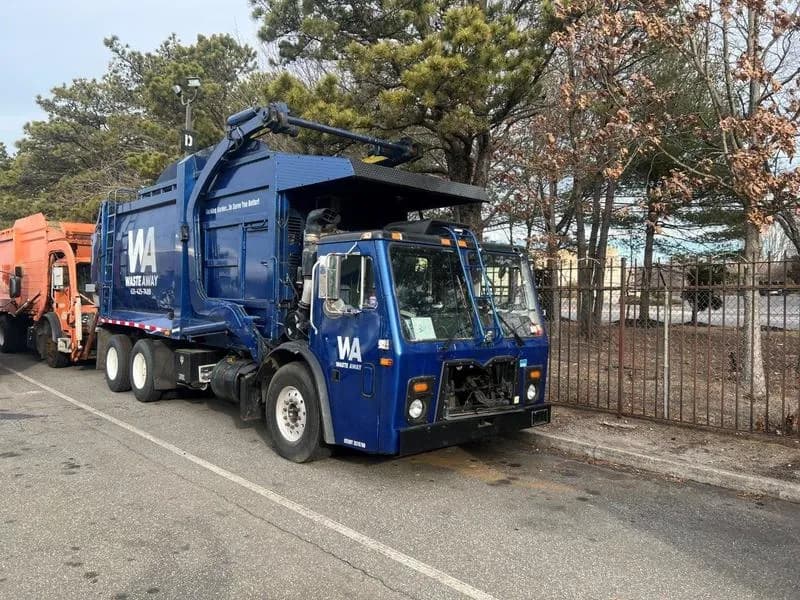 2012 Mack LEU613