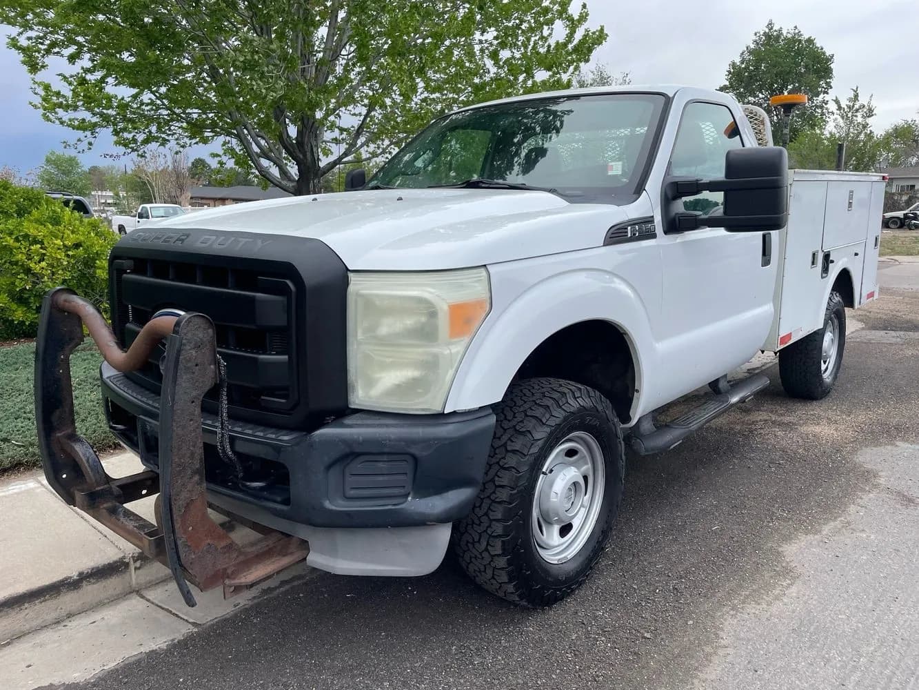 2011 Ford F-350 - Service