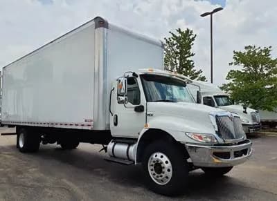 2020 International MV607 - Box