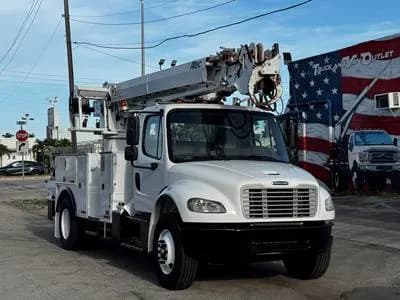 2019 Freightliner M2-106 - Crane