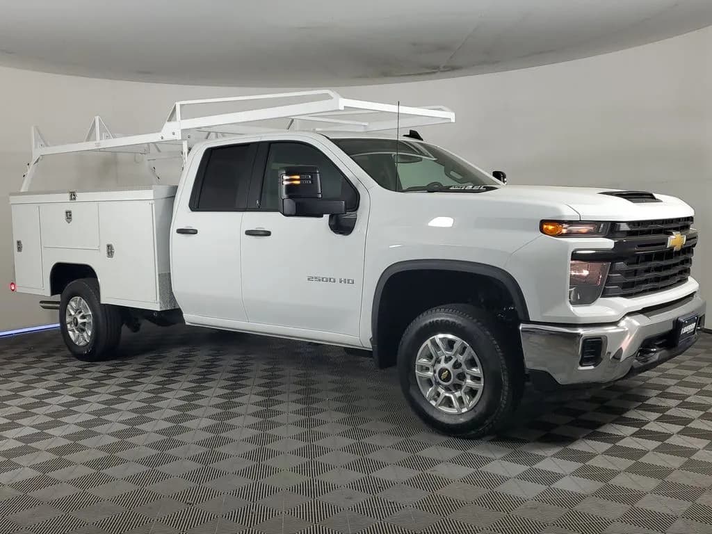 2026 Chevrolet Silverado 2500 - Service
