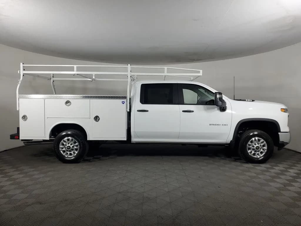 2026 Chevrolet Silverado 2500 Crew Cab - Service