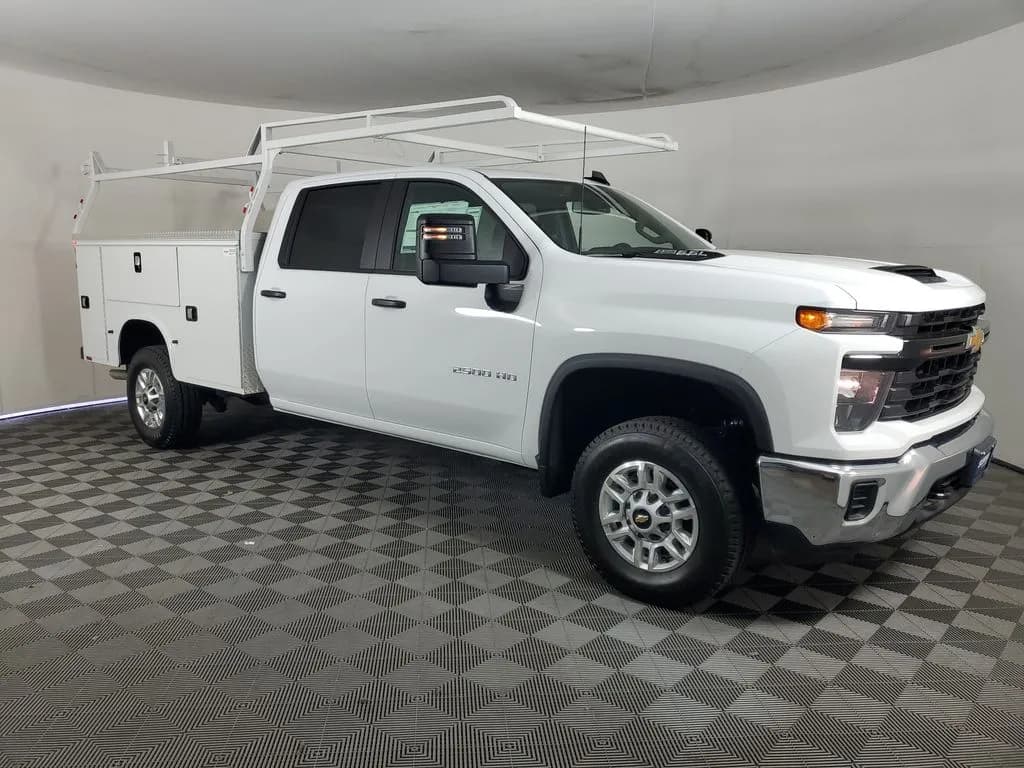 2026 Chevrolet Silverado 2500 Crew Cab - Service
