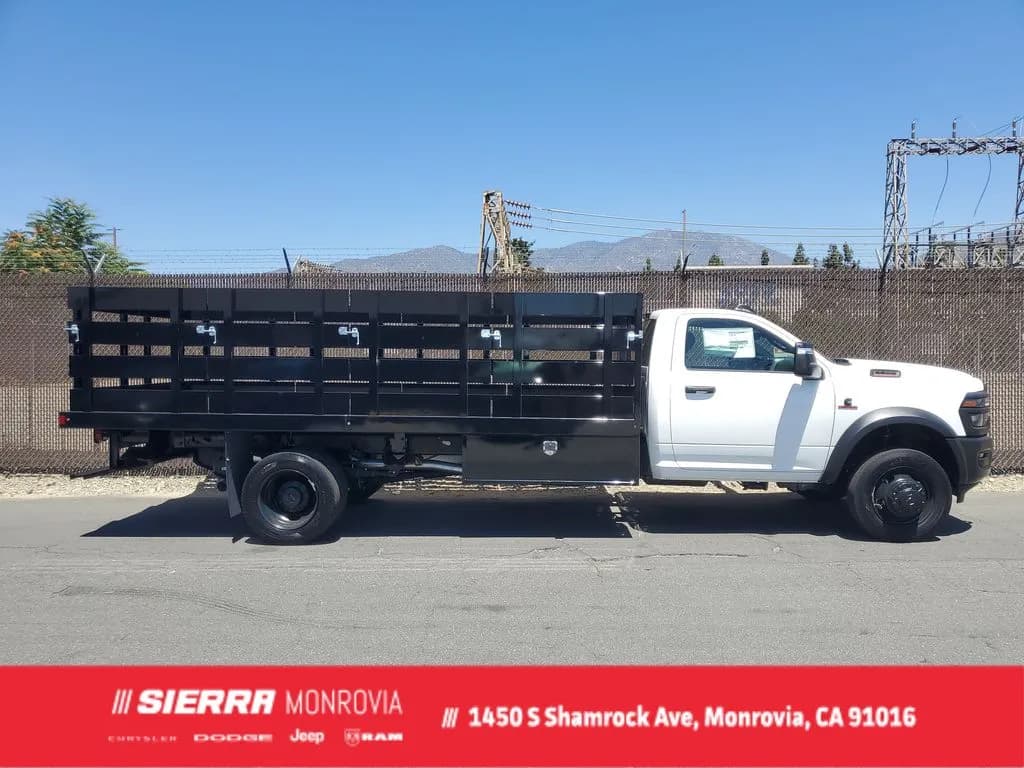 2026 Ram 5500 - Chassis