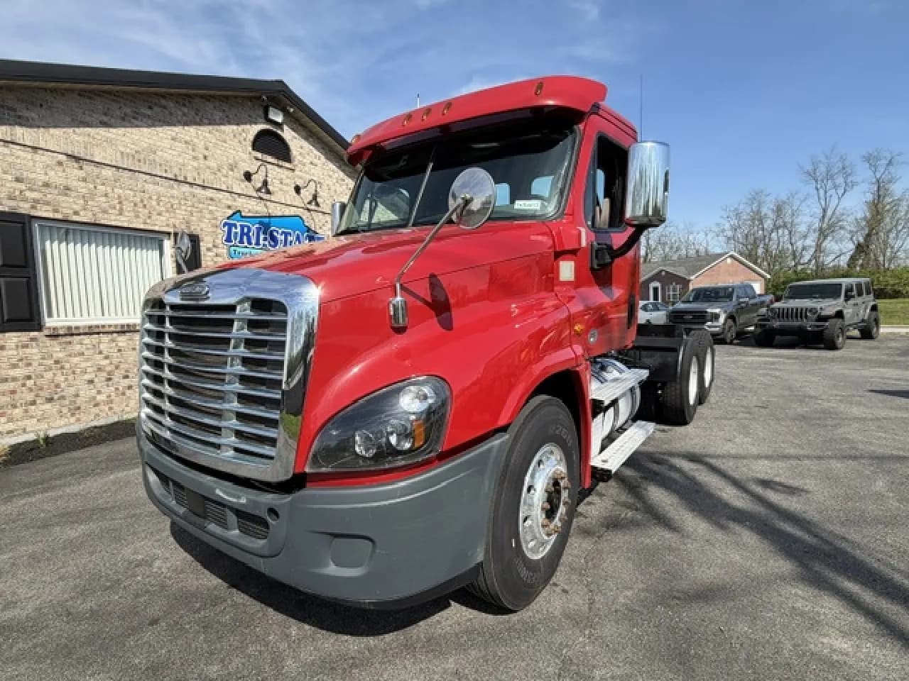 2020 Freightliner Cascadia - Day Cab