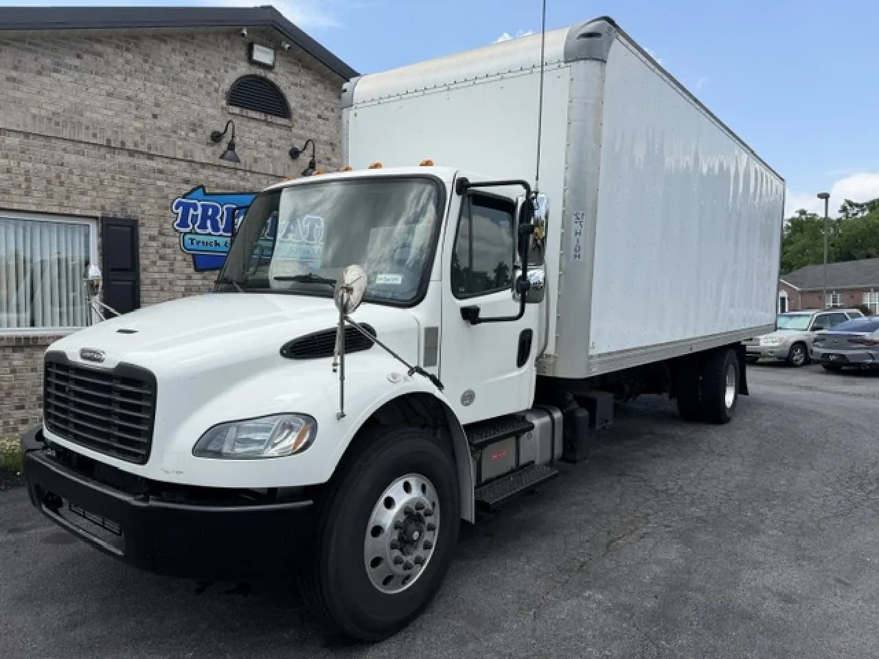 2020 Freightliner M2 - Box